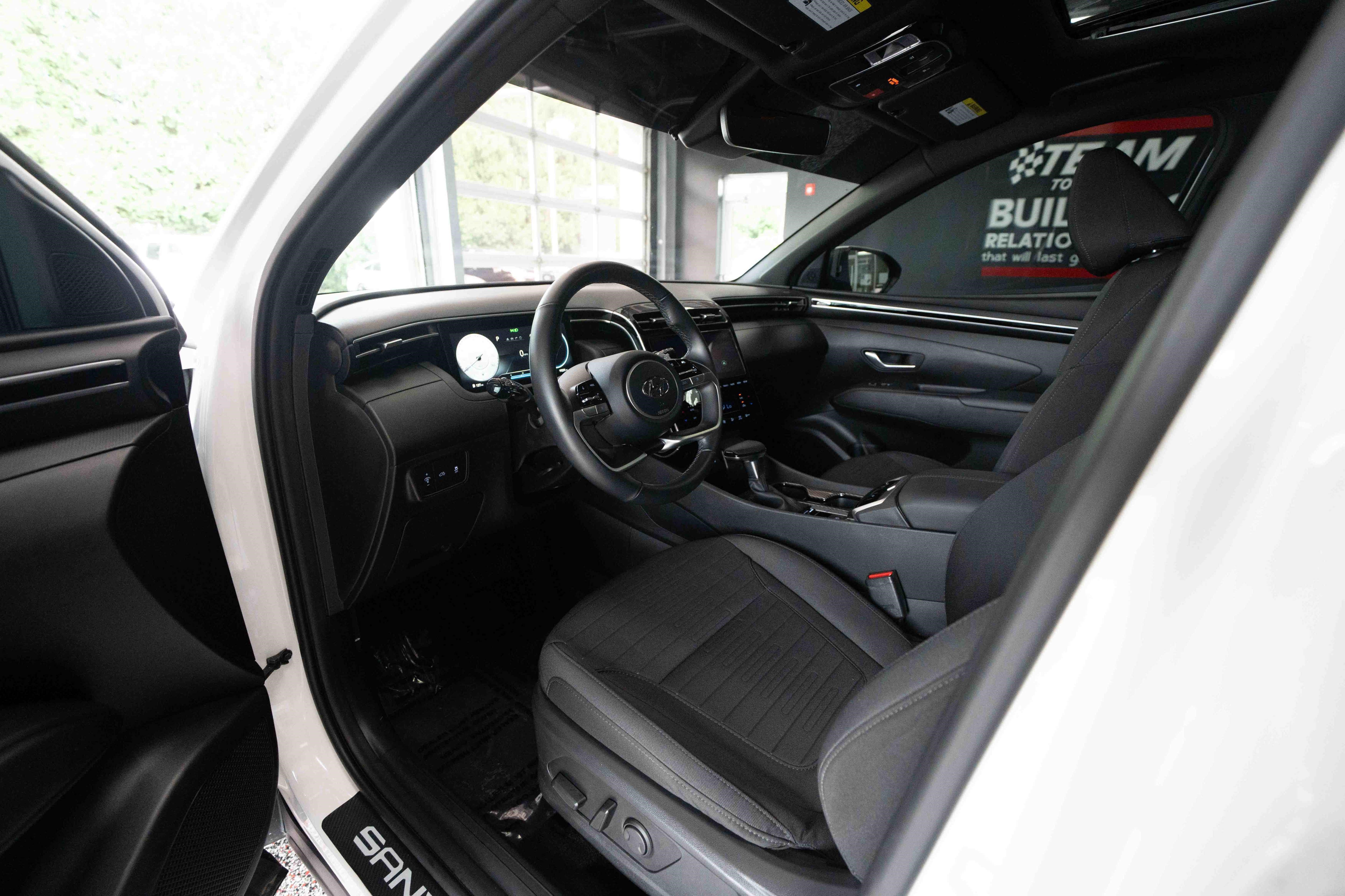 Used 2023 Hyundai Santa Cruz SEL Premium AWD/4WD image 8