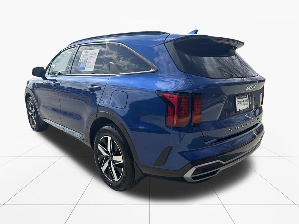 Used 2022 Kia Sorento S image 6