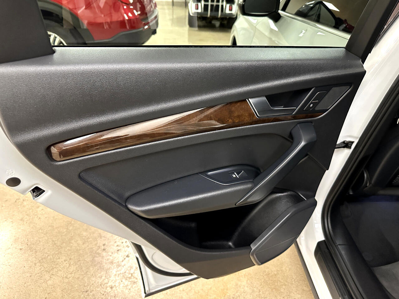 Used 2019 Audi Q5 2.0T Premium image 59