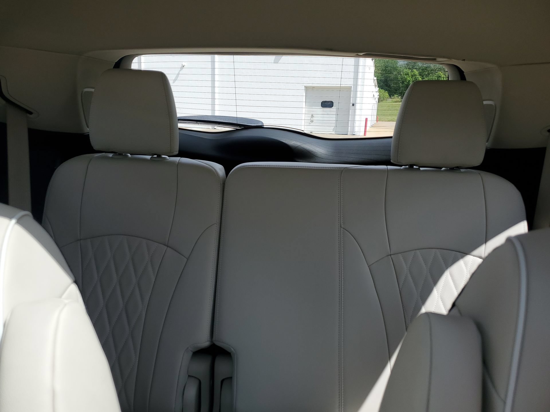 Used 2022 Buick Enclave Avenir AWD/4WD image 14