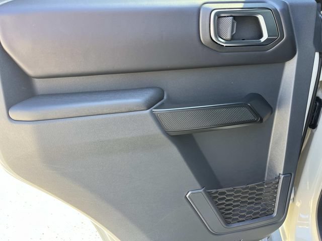 Used 2025 Ford Bronco Outer Banks AWD/4WD image 19