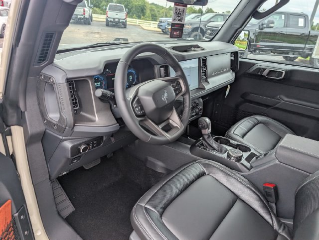 New 2026 Ford Bronco Big Bend w/ Black Appearance Package AWD/4WD image 12