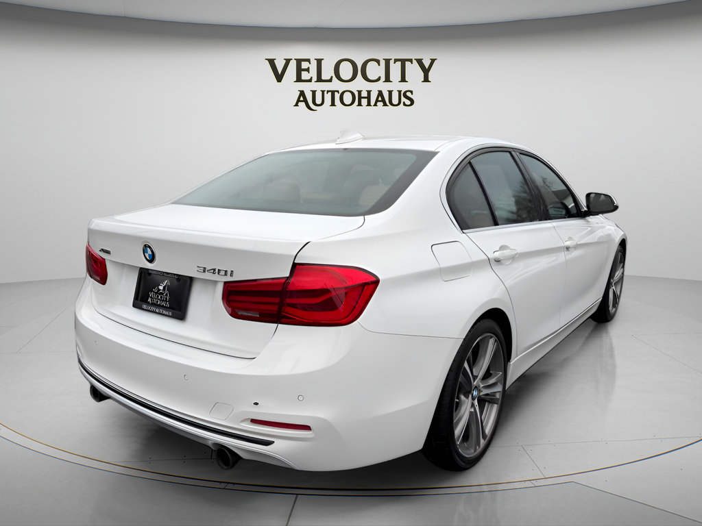 Used 2017 BMW 340i xDrive Sedan AWD/4WD image 7