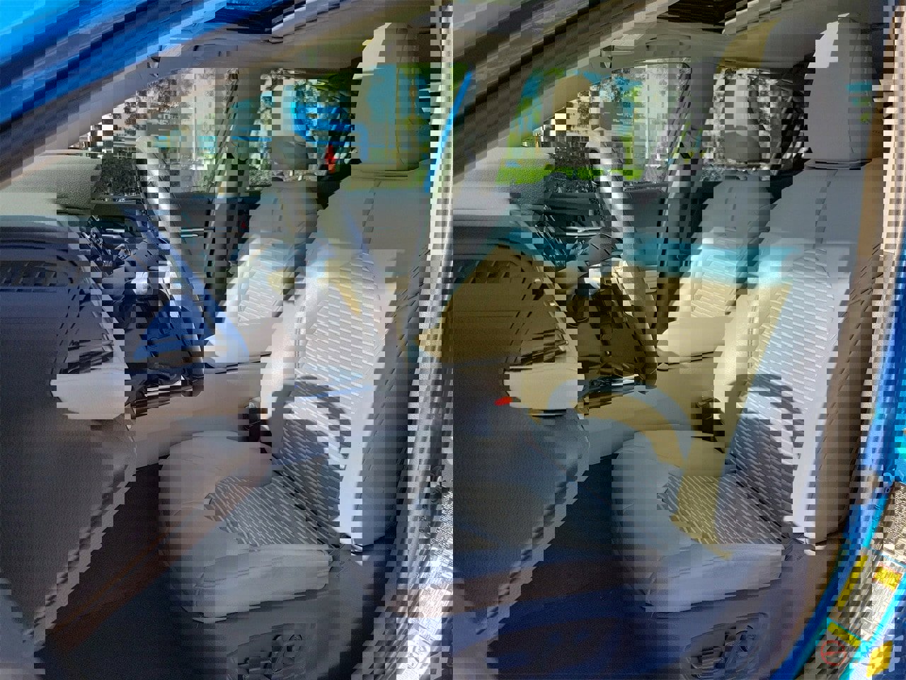 Used 2019 Toyota Camry SE image 17