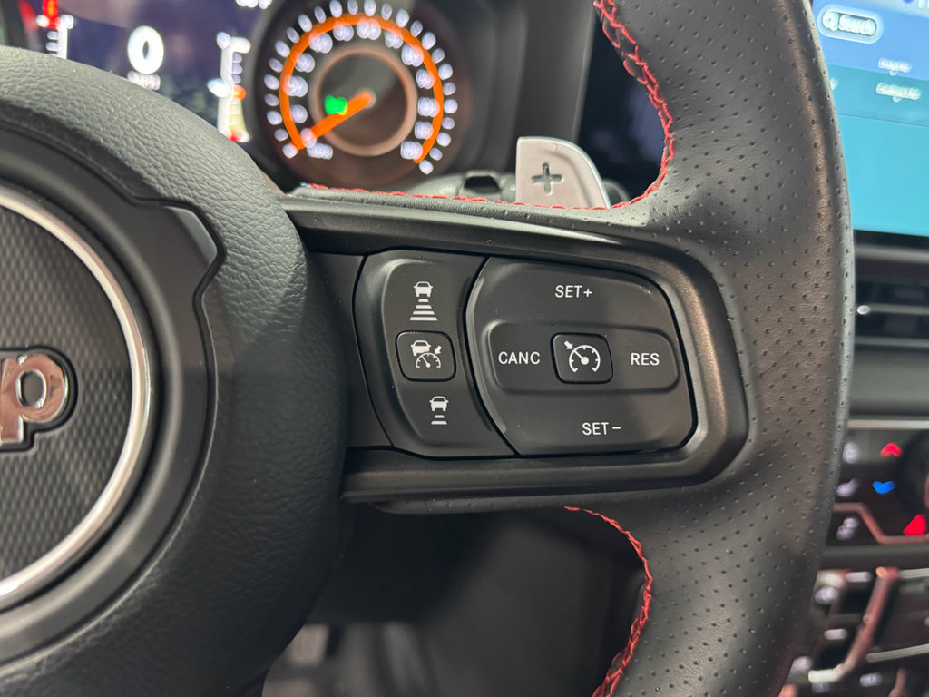 Used 2024 Jeep Wrangler Unlimited Rubicon 392 image 31