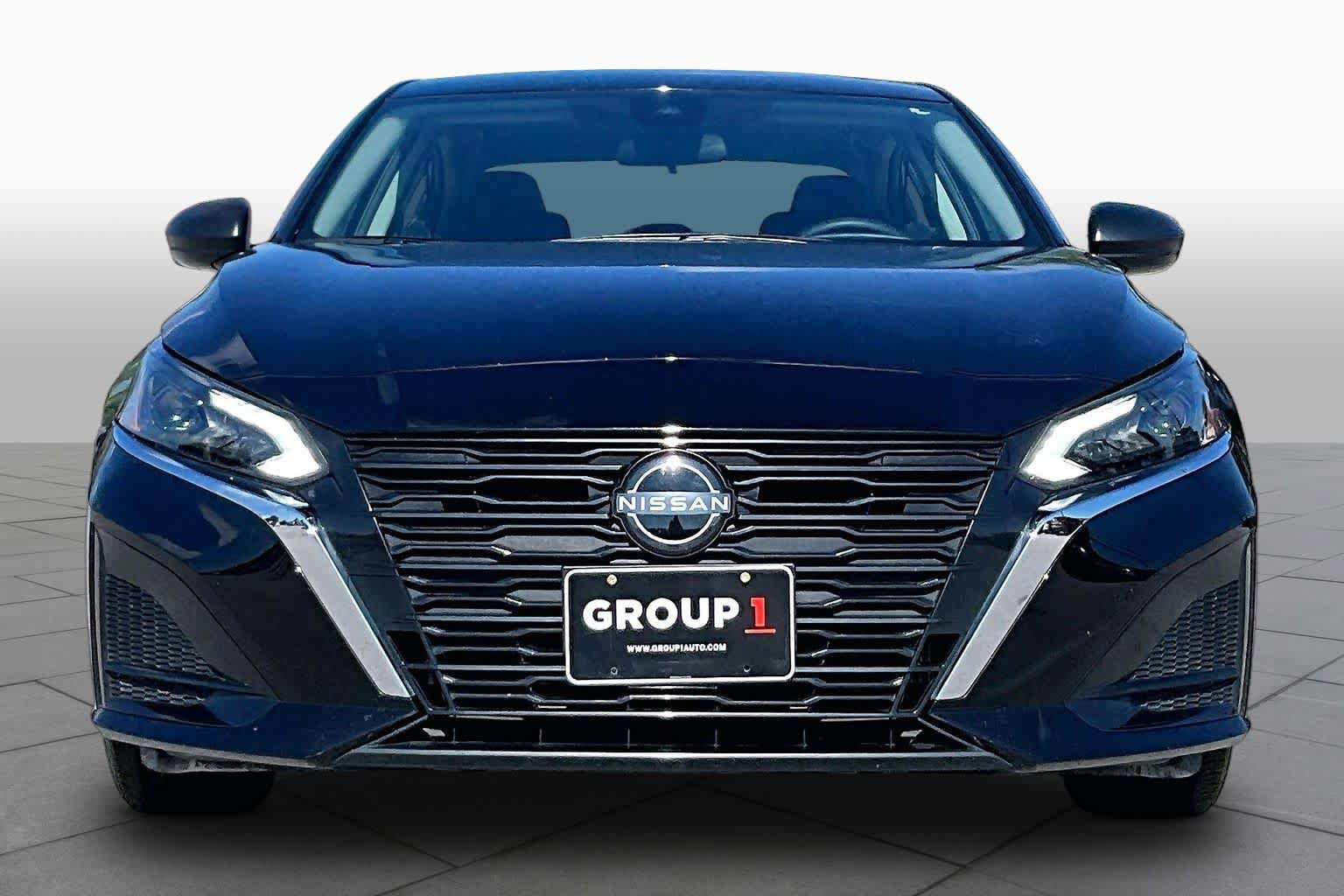 Used 2025 Nissan Altima 2.5 SV FWD image 4