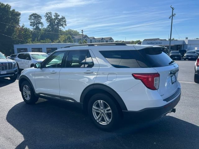 Used 2021 Ford Explorer XLT w/ Equipment Group 202A AWD/4WD image 19