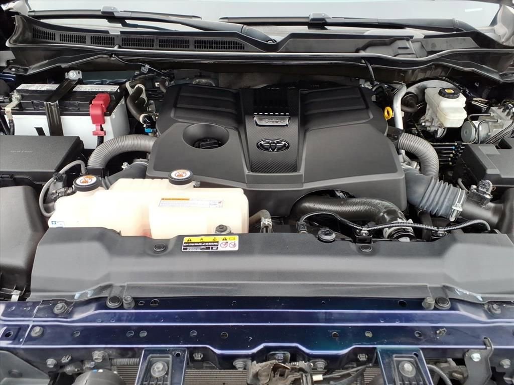 Used 2022 Toyota Tundra Platinum image 30