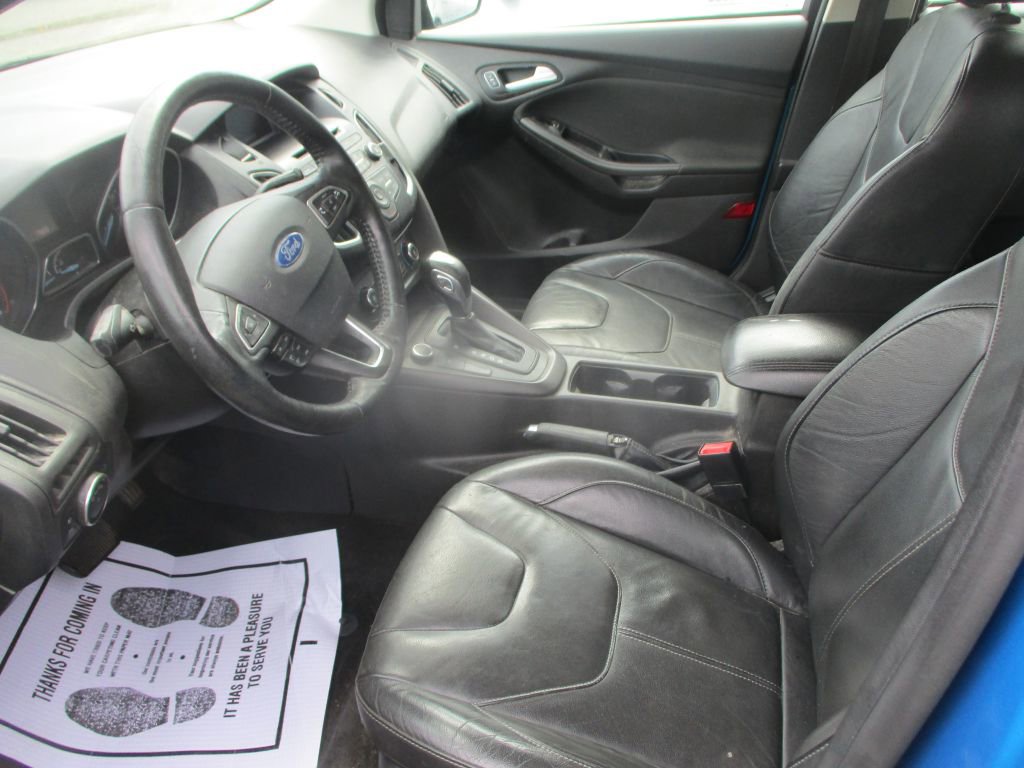Used 2015 Ford Focus SE w/ Equipment Group 201A image 11