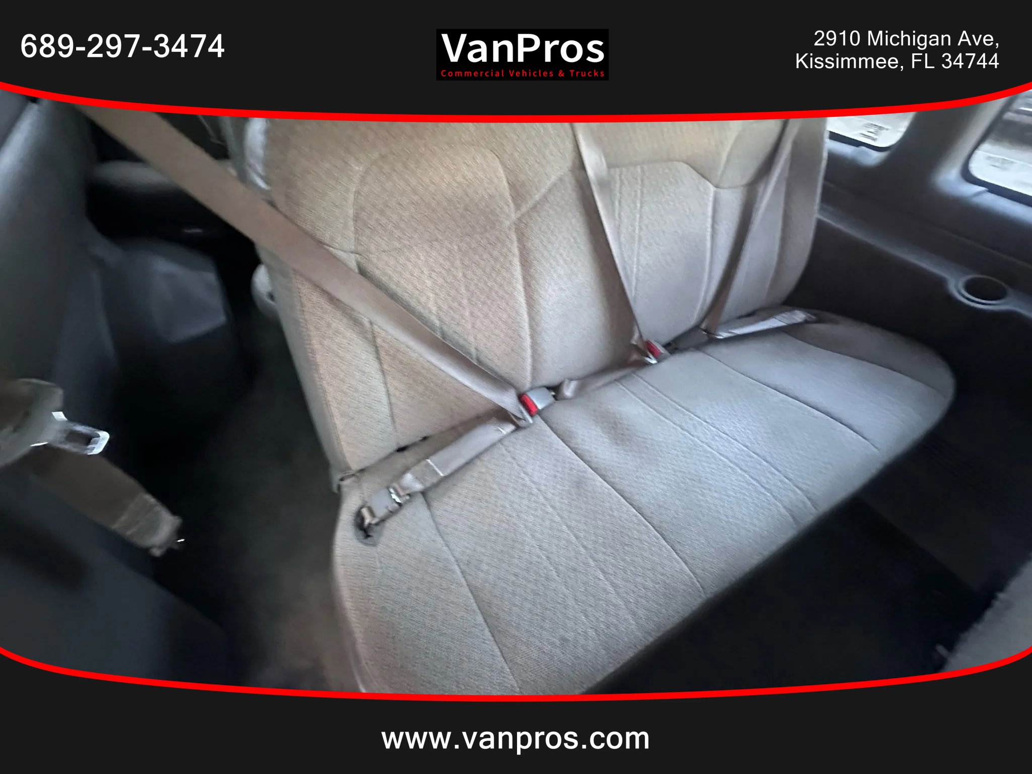 Used 2018 Chevrolet Express 3500 LT w/ LT Preferred Equipment Group RWD image 13