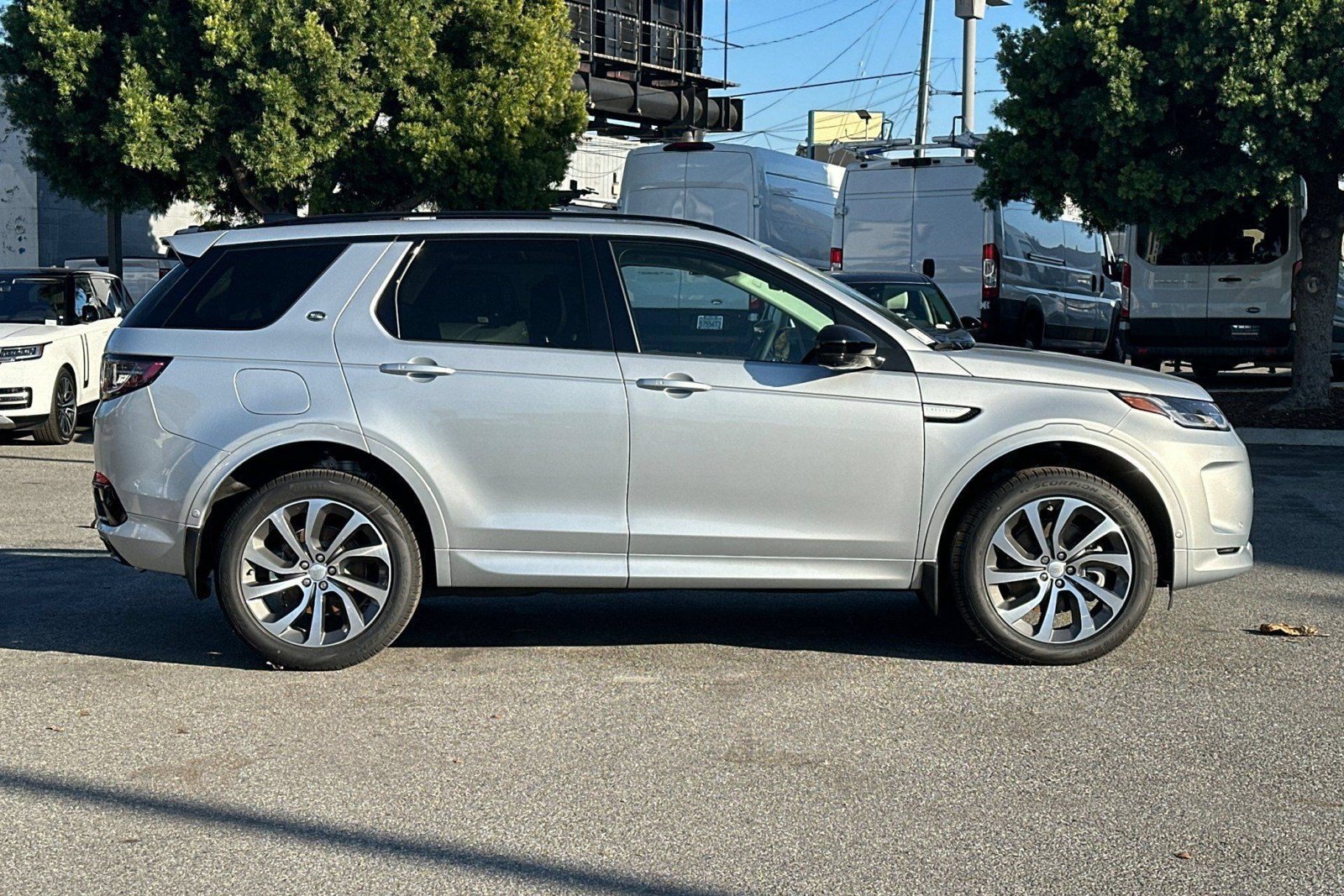 New 2025 Land Rover Discovery Sport S AWD/4WD image 8