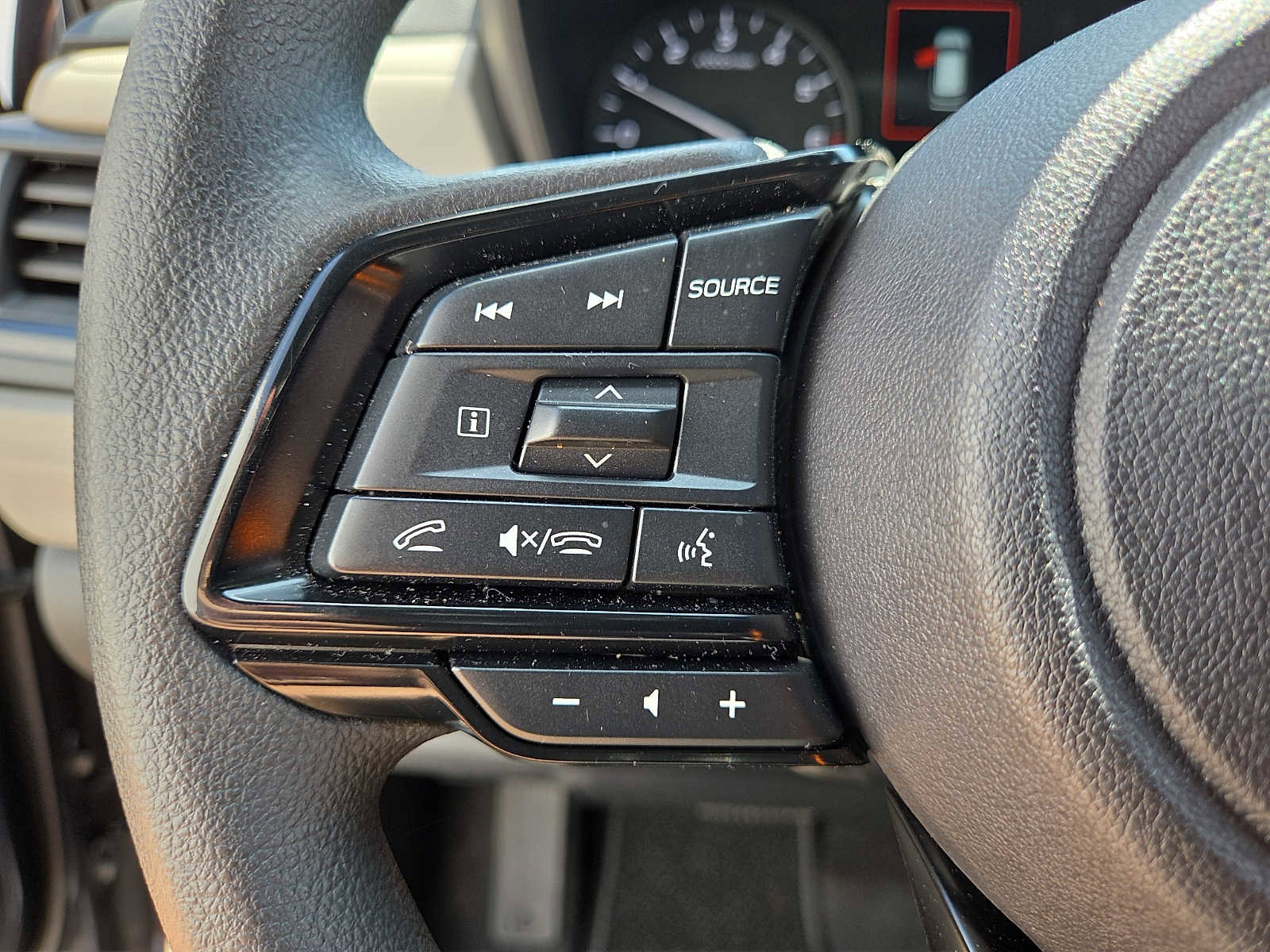 Certified 2025 Subaru Forester image 21