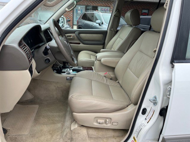 Used 2005 Toyota Land Cruiser AWD/4WD image 12