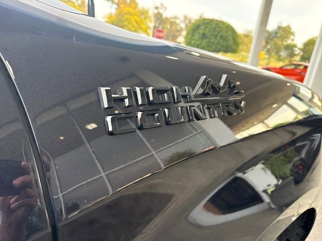 Used 2023 Chevrolet Silverado 1500 High Country w/ Technology Package image 34