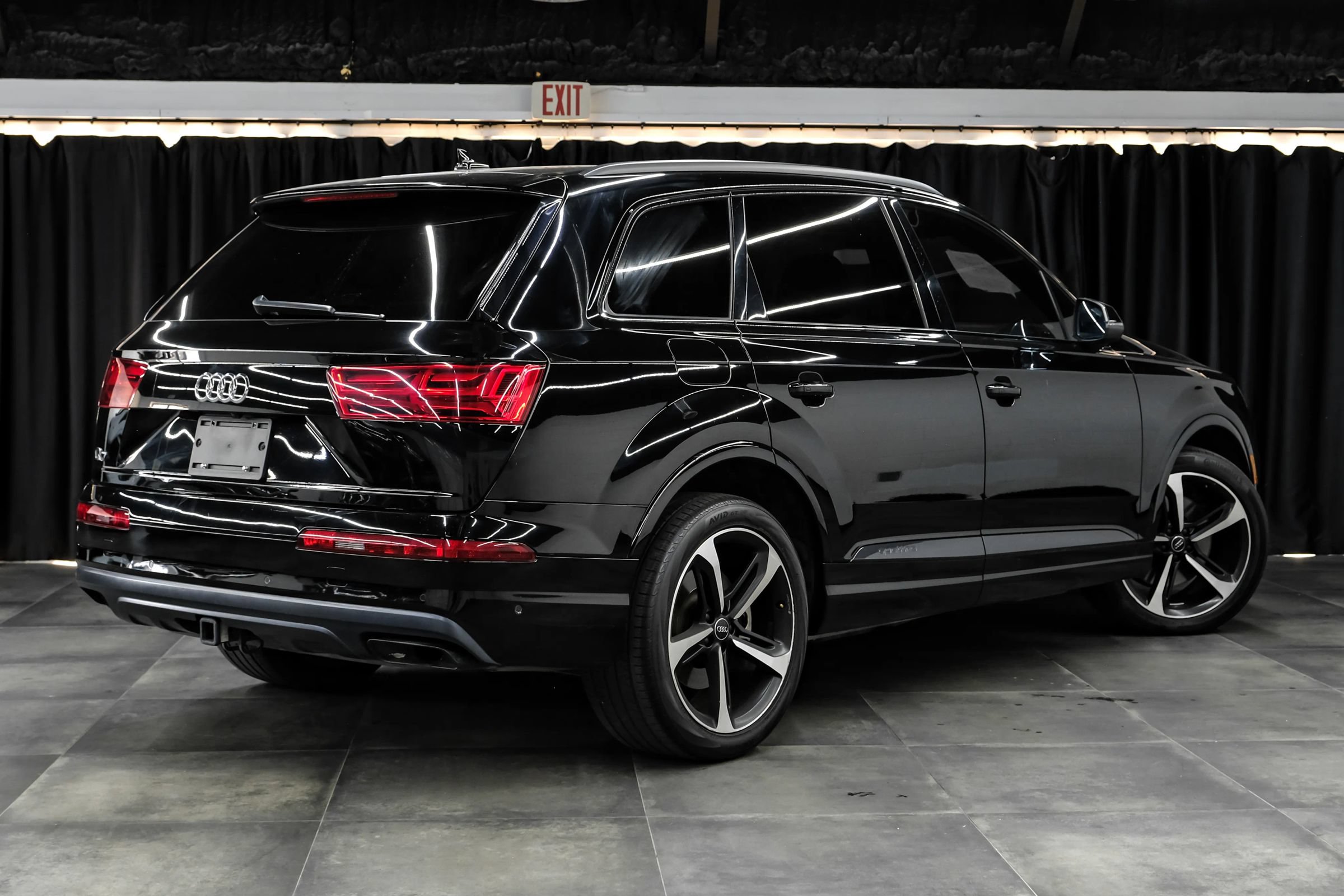 Used 2019 Audi Q7 3.0T Prestige w/ Prestige Package AWD/4WD image 8