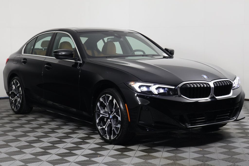 Used 2026 BMW 330i Sedan w/ Convenience Package RWD image 3