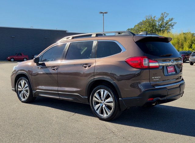 Used 2021 Subaru Ascent Premium w/ Convenience Package AWD/4WD image 3