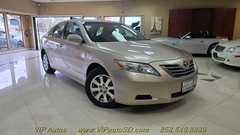 Used 2007 Toyota Camry Hybrid w/ Leather Pkg FWD image 1