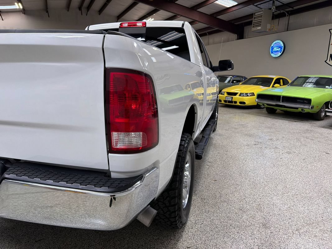 Used 2018 RAM 2500 SLT AWD/4WD image 16