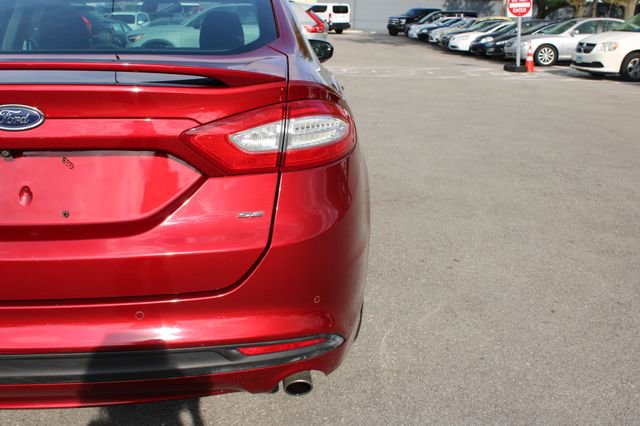 Used 2015 Ford Fusion SE FWD image 44