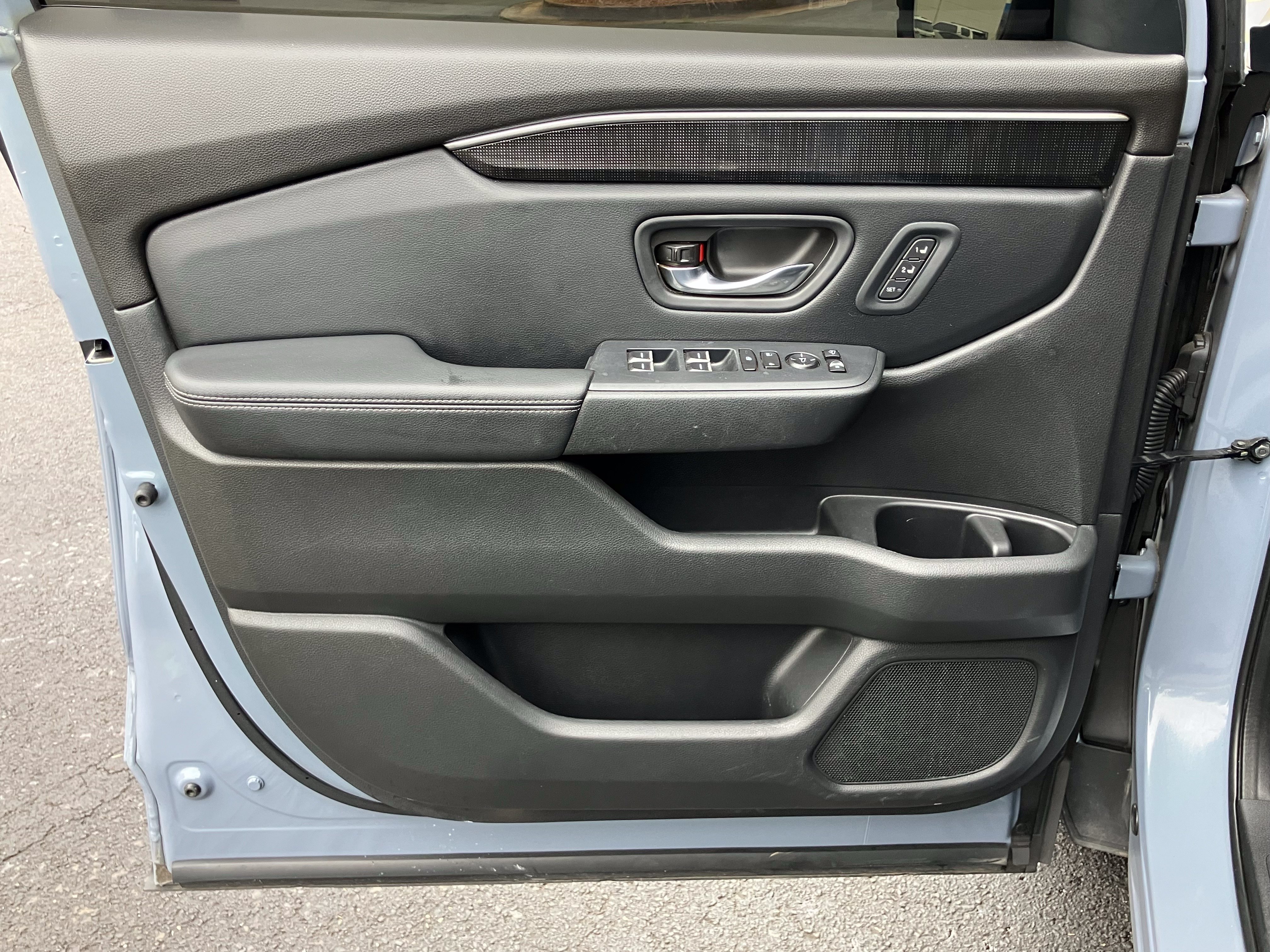Used 2024 Honda Pilot Elite image 14