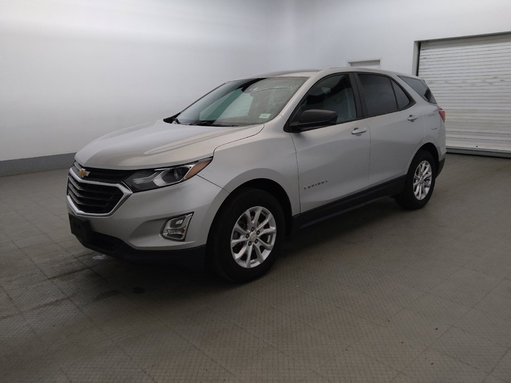 Used 2020 Chevrolet Equinox LS w/ LPO, Cargo Package AWD/4WD image 2