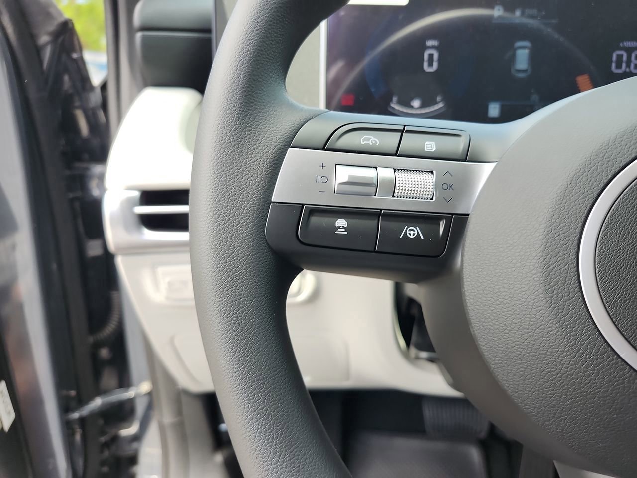 New 2026 Hyundai Tucson SE image 10