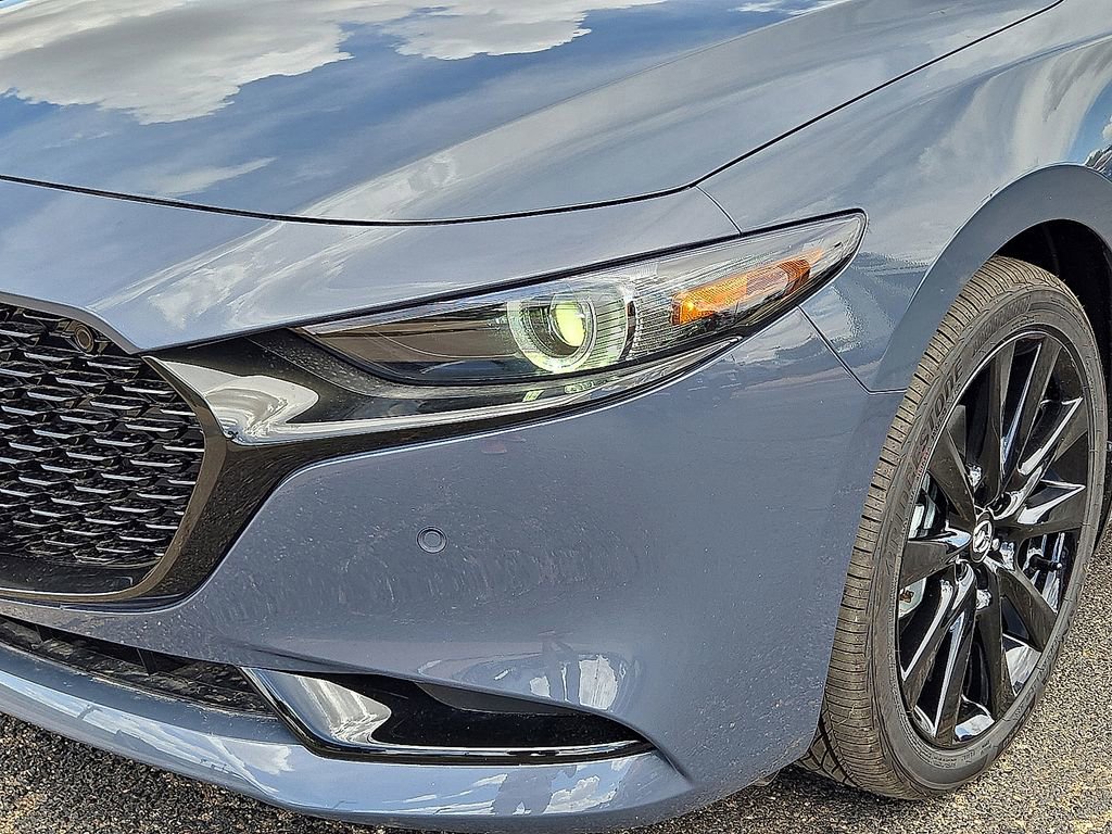 New 2025 MAZDA MAZDA3 2.5 Turbo Sedan w/Premium Plus image 9
