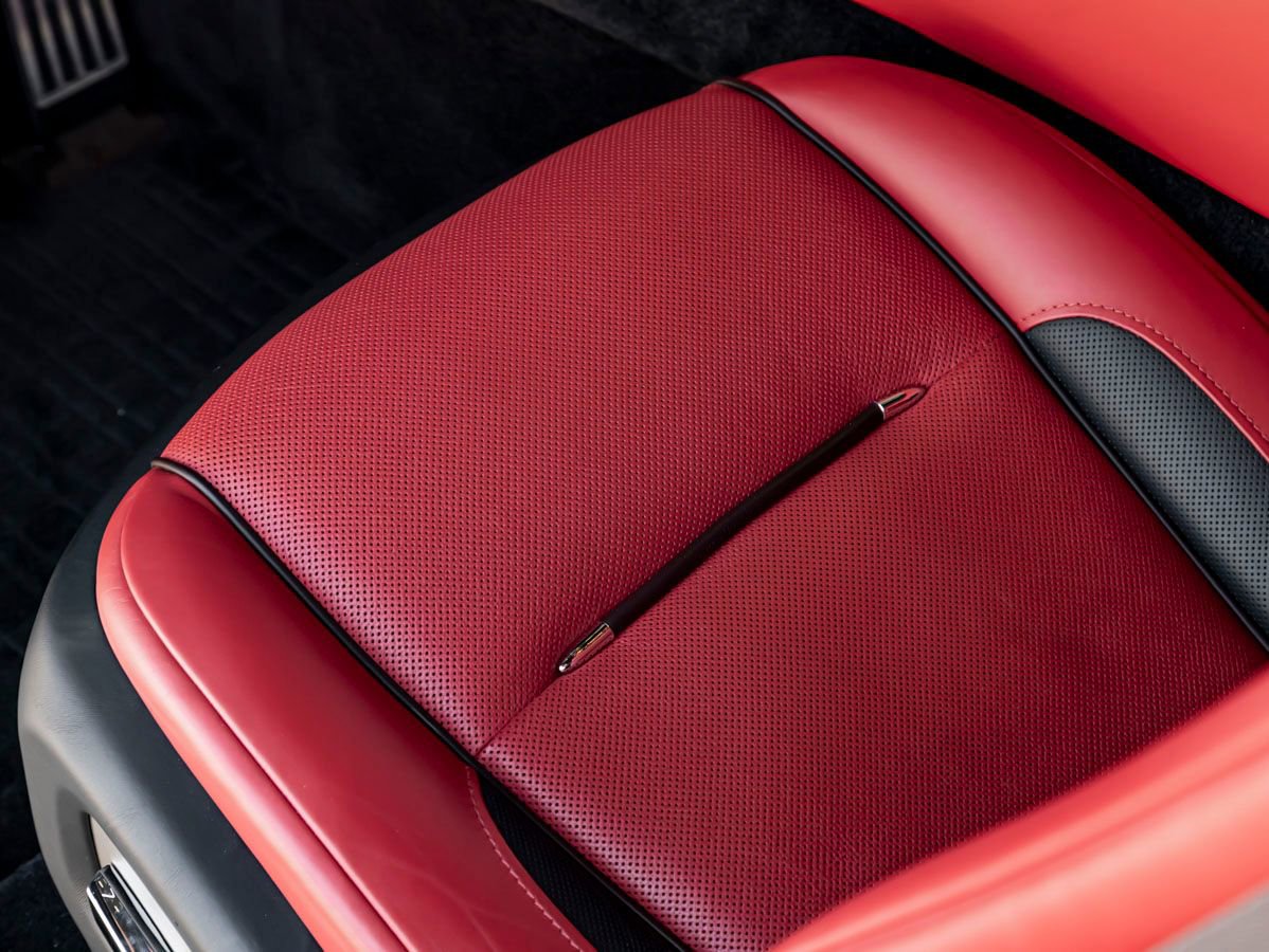 Certified 2019 Rolls-Royce Wraith RWD image 23