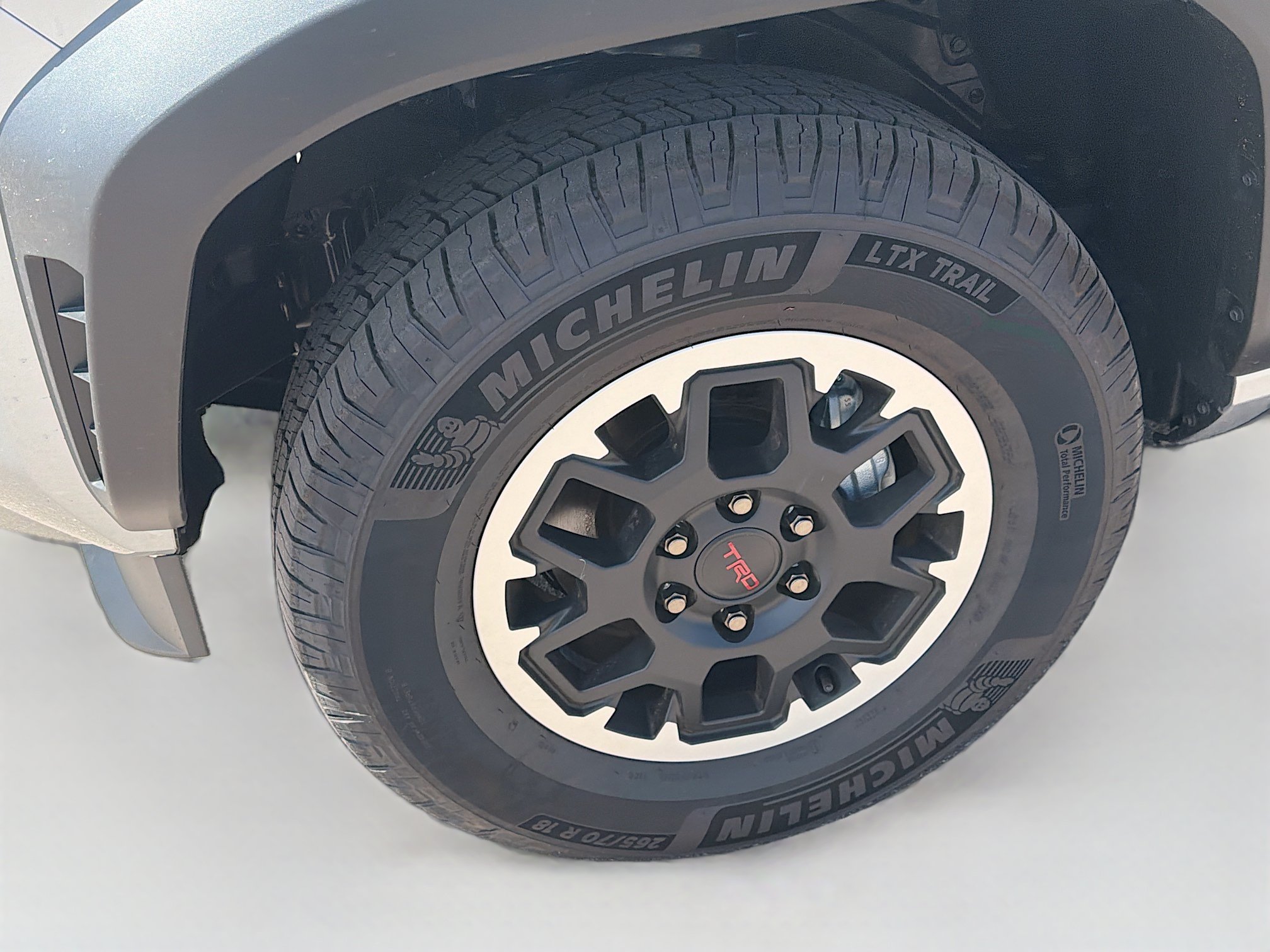 Used 2025 Toyota 4Runner TRD Off-Road Premium AWD/4WD image 11