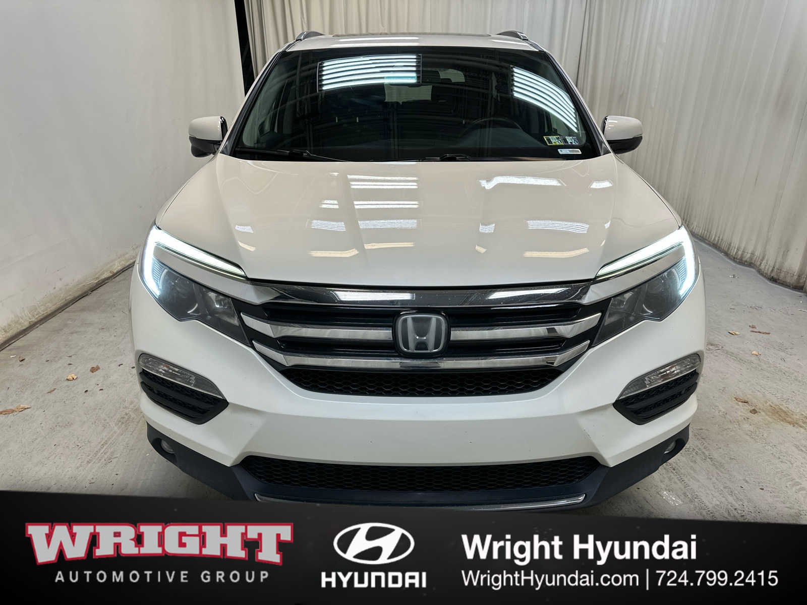 Used 2018 Honda Pilot Touring image 2
