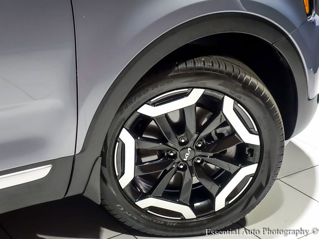 Used 2025 Kia Telluride EX w/ EX Captain's Chair Package AWD/4WD image 13