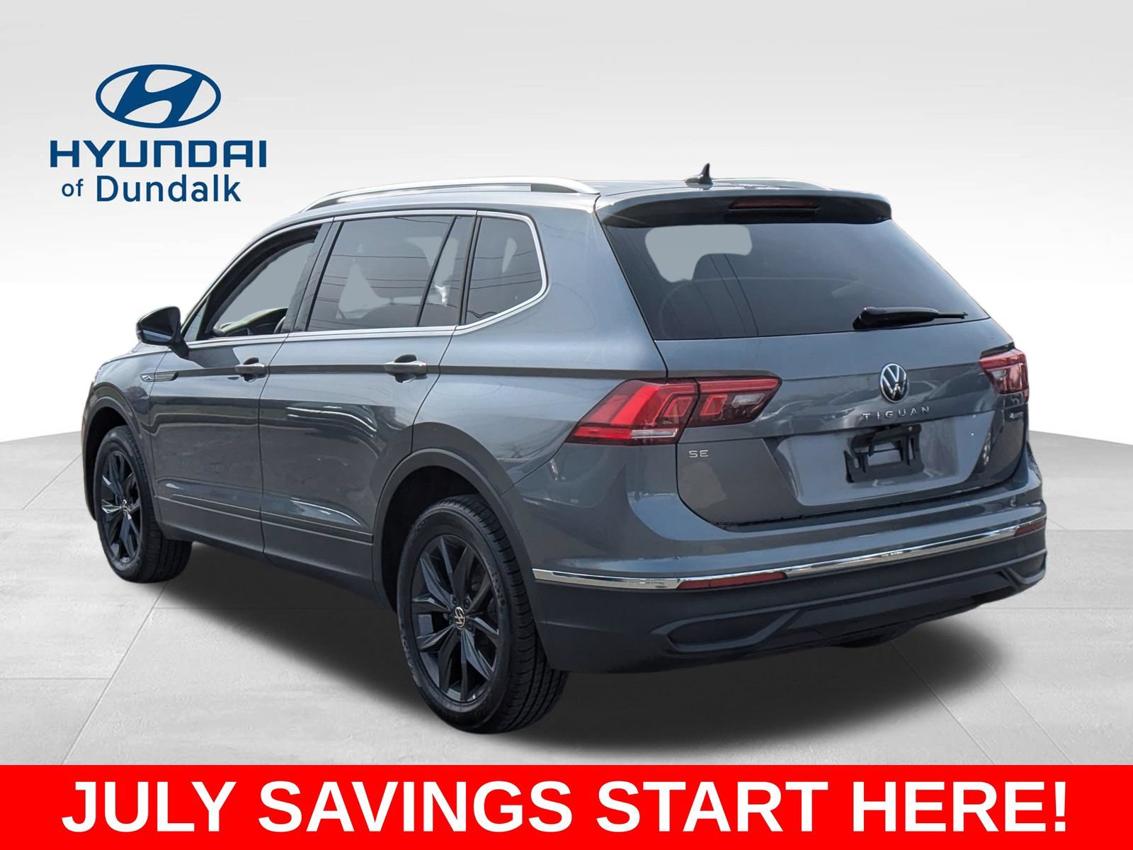 Used 2024 Volkswagen Tiguan Wolfsburg Edition AWD/4WD image 3