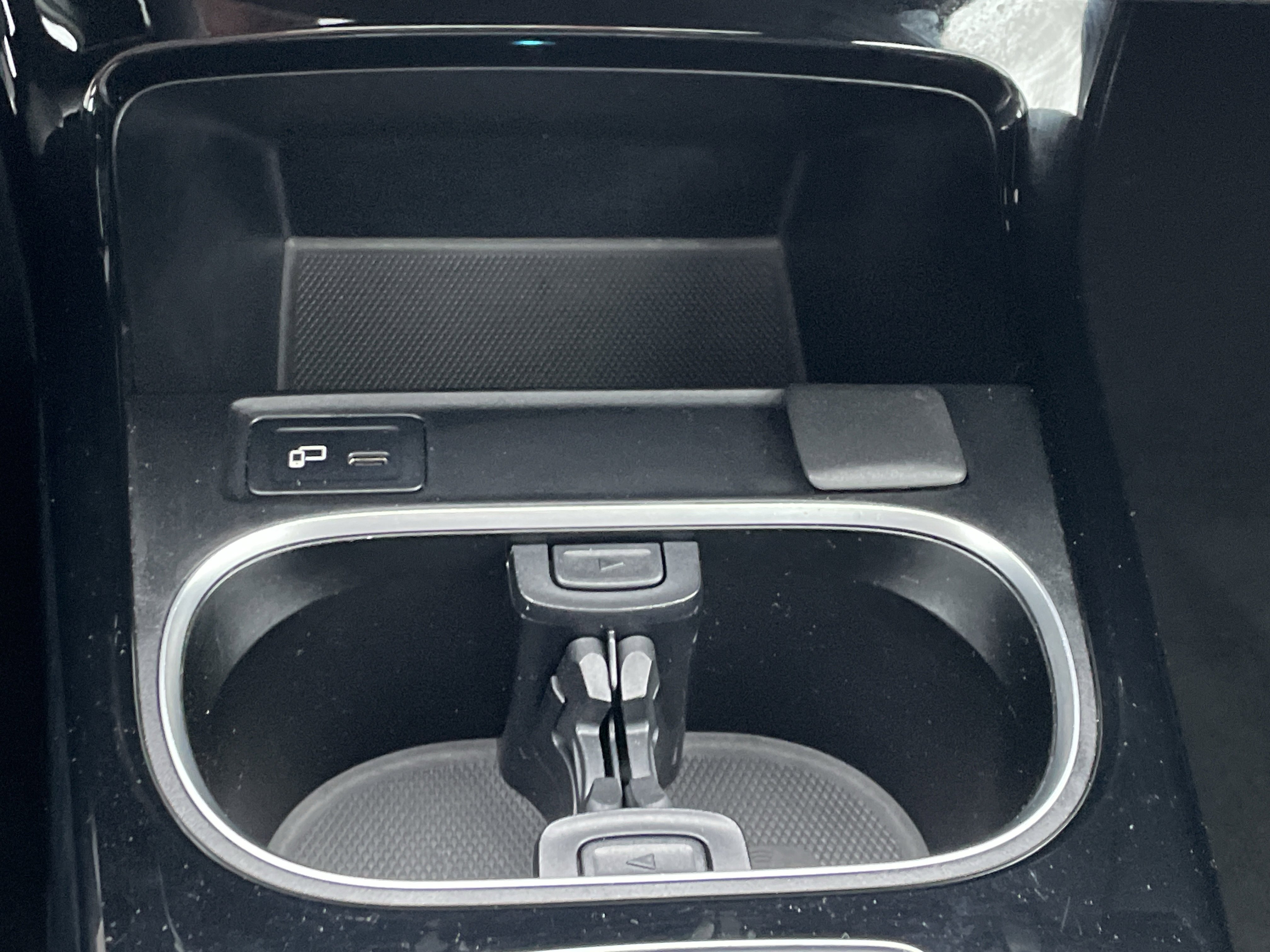 Certified 2022 Mercedes-Benz A 220 image 32