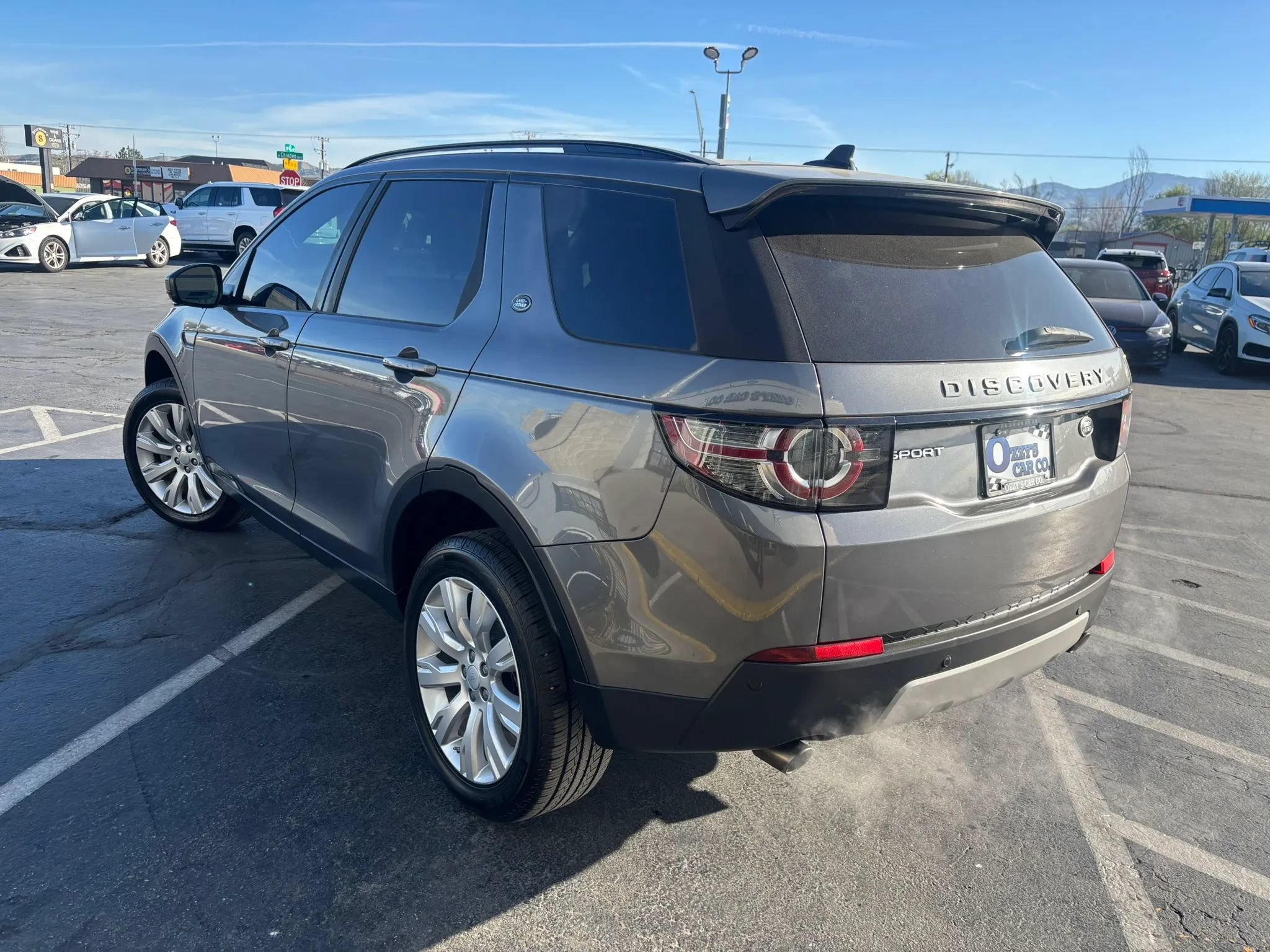 Used 2016 Land Rover Discovery Sport HSE AWD/4WD image 5