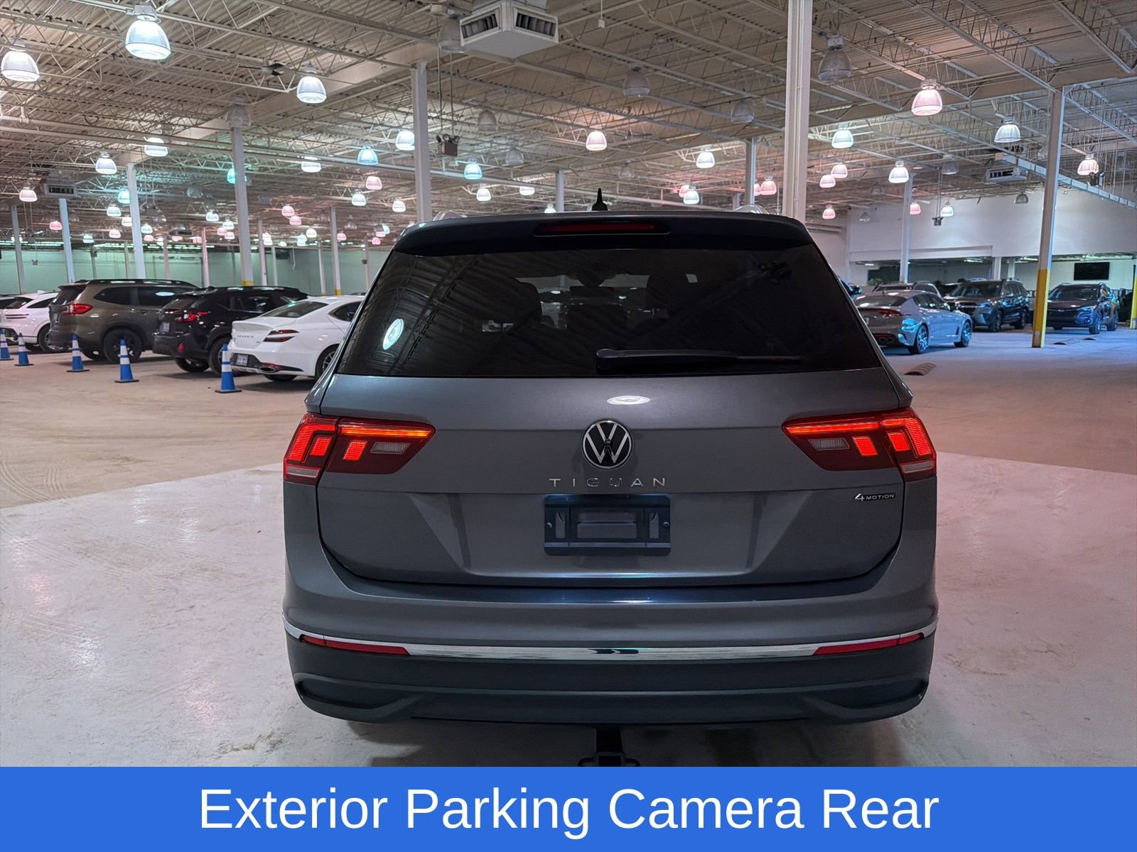Used 2022 Volkswagen Tiguan SE image 4