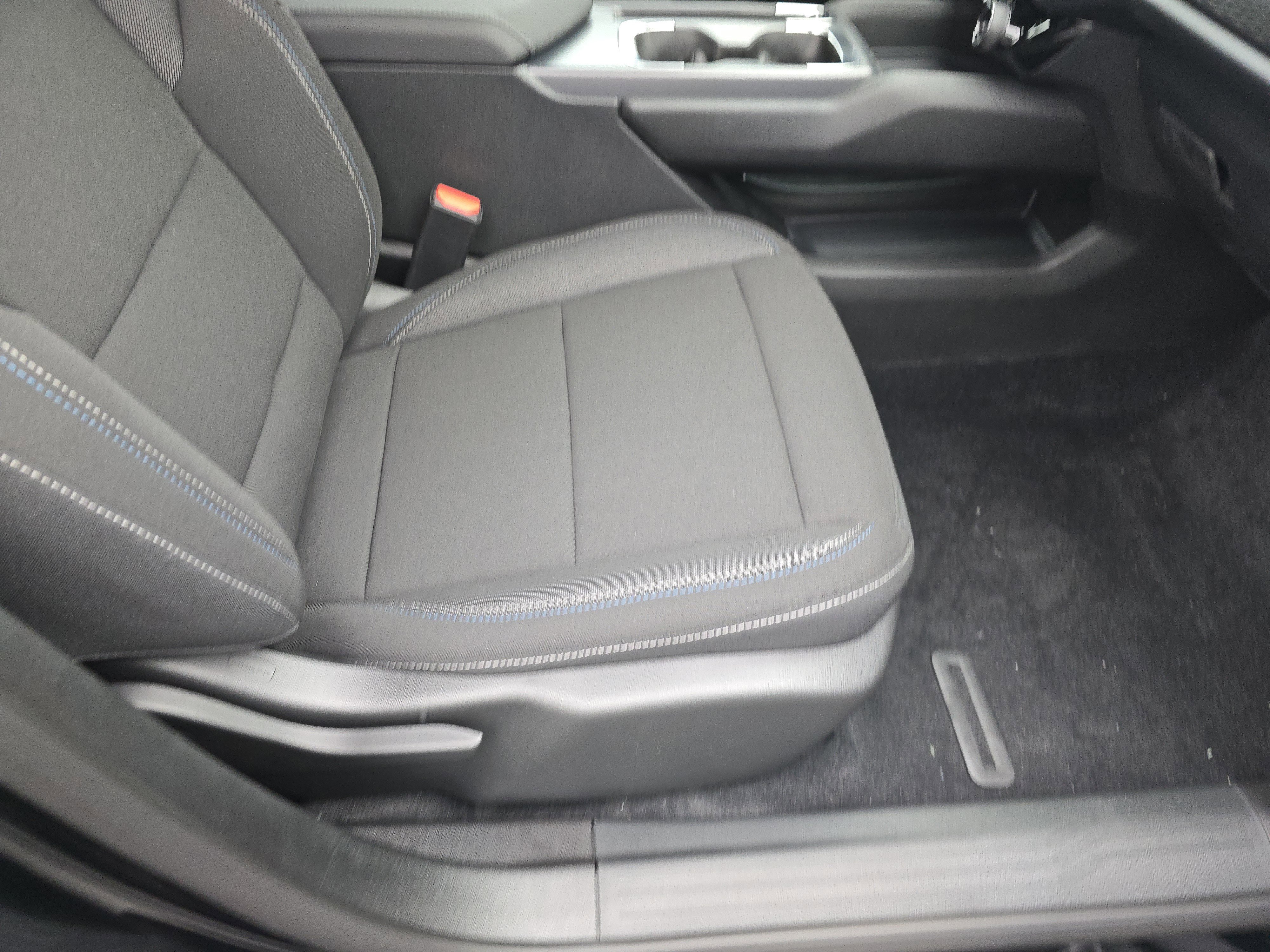 New 2026 Chevrolet Equinox EV LT image 22