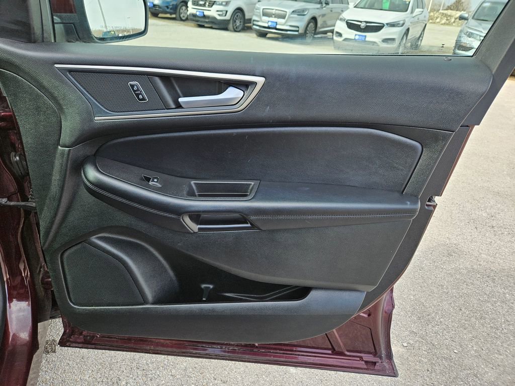 Used 2023 Ford Edge SEL w/ Convenience Package image 37
