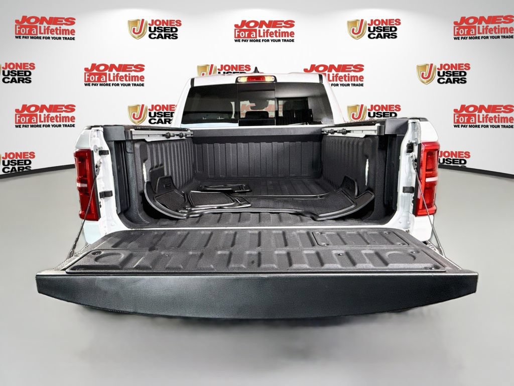 Used 2025 RAM 1500 Limited AWD/4WD image 19