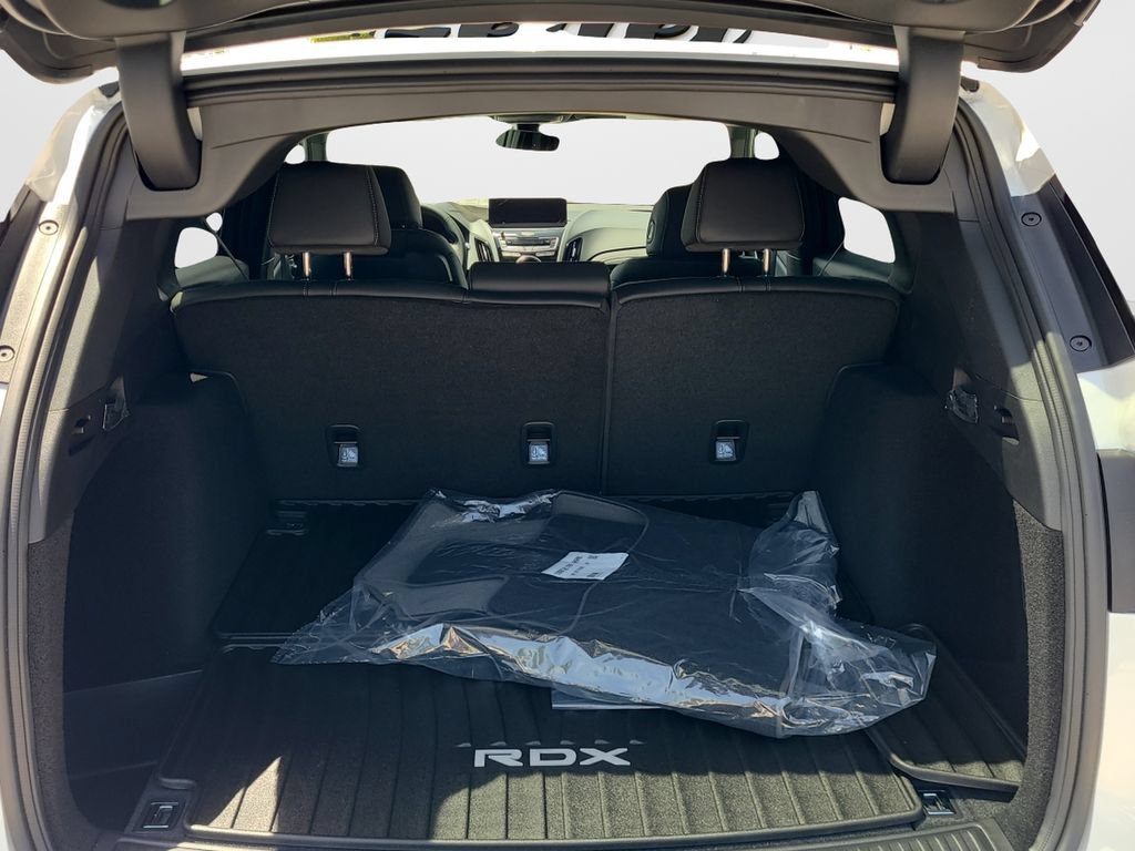 New 2026 Acura RDX SH-AWD image 9