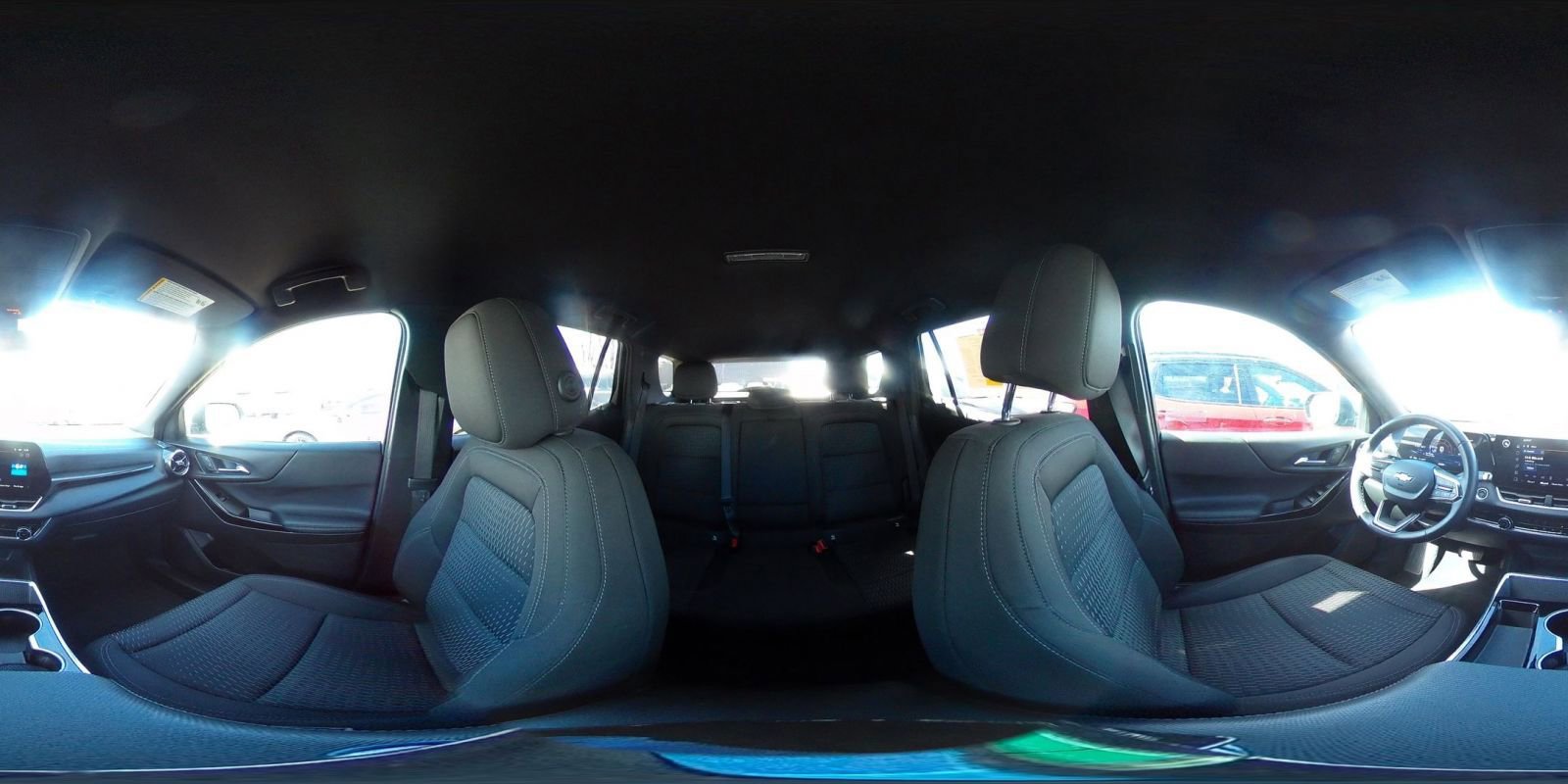 Used 2025 Chevrolet Equinox LT image 41