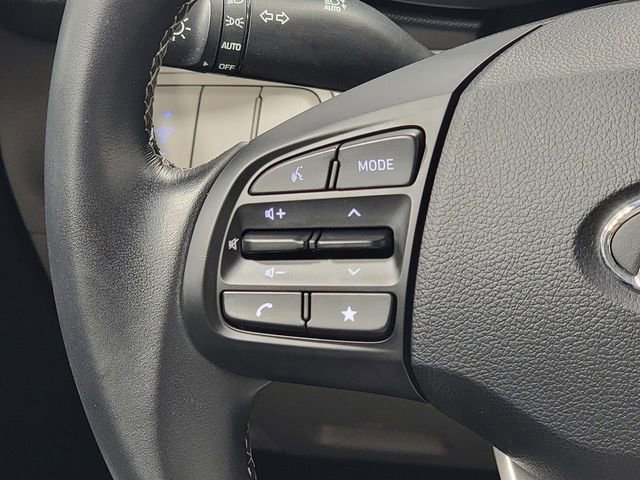 Used 2023 Hyundai Venue SEL w/ Cargo Package FWD image 26