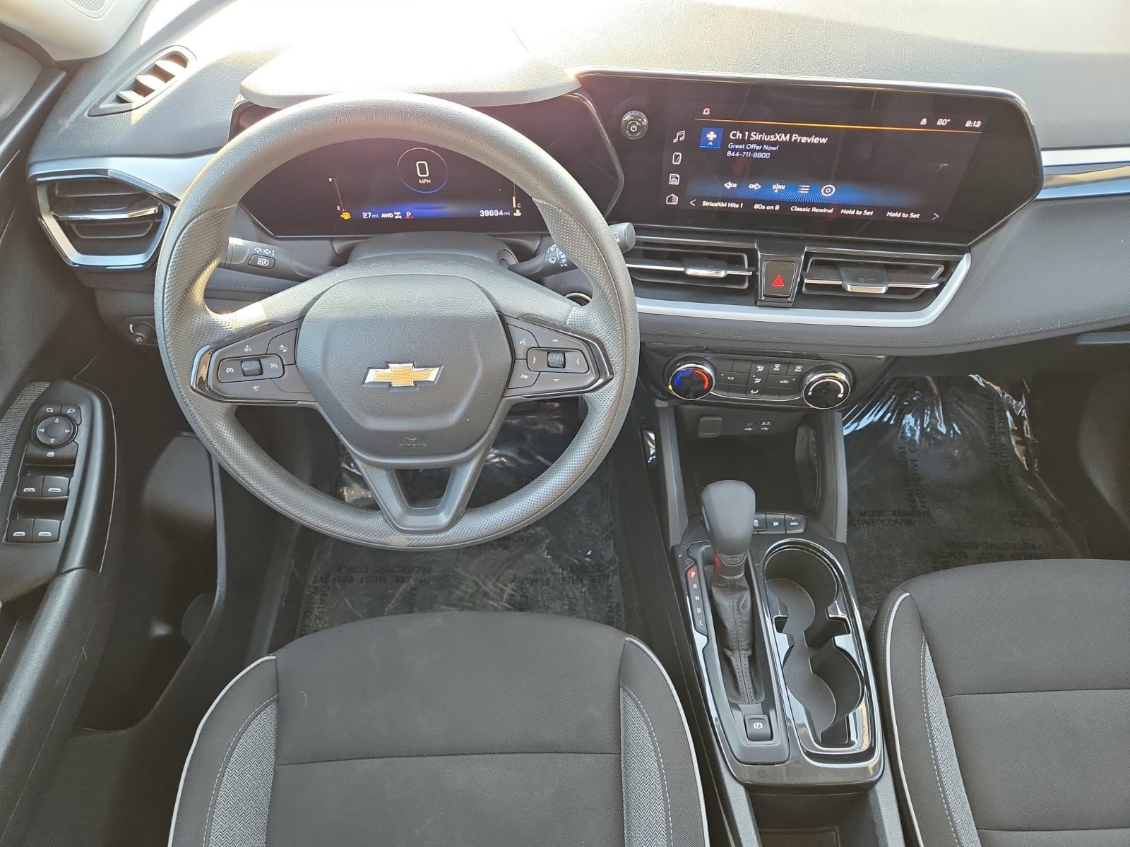 Used 2024 Chevrolet TrailBlazer LT AWD/4WD image 17