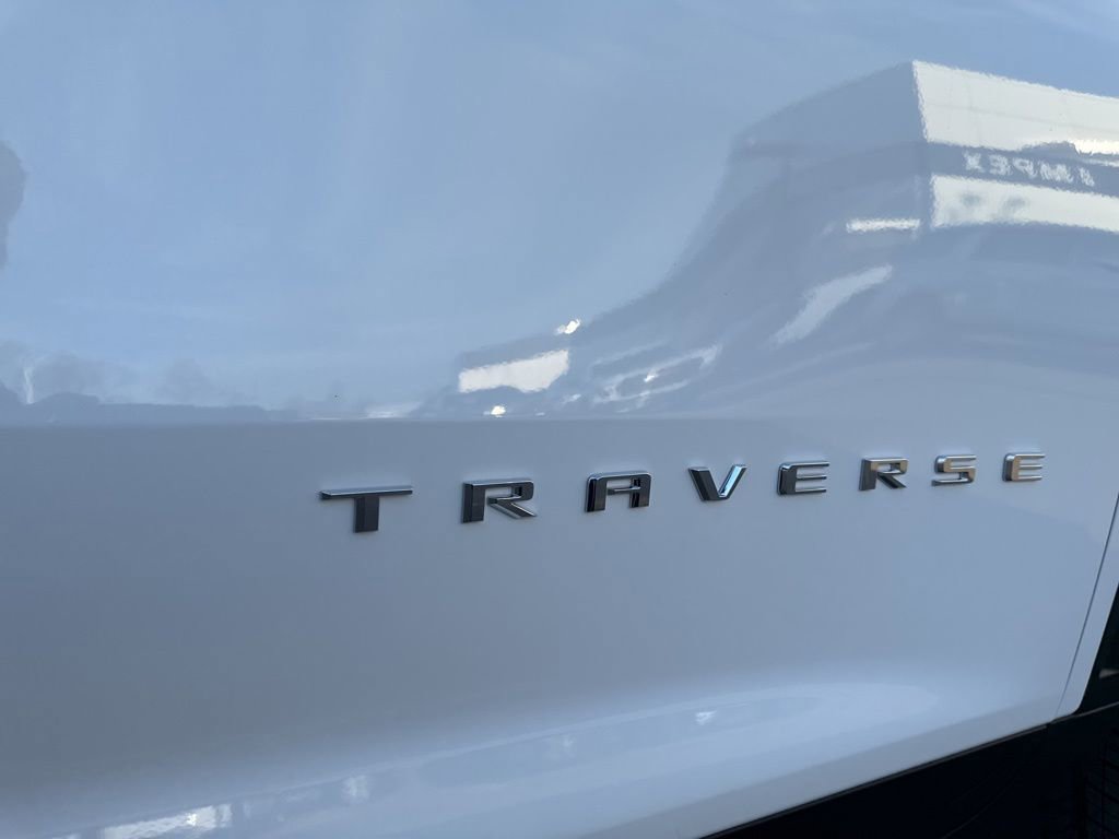 Used 2026 Chevrolet Traverse LT w/ Driver Confidence Package image 33