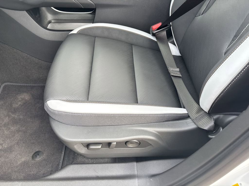 New 2026 Buick Envision Sport Touring image 19