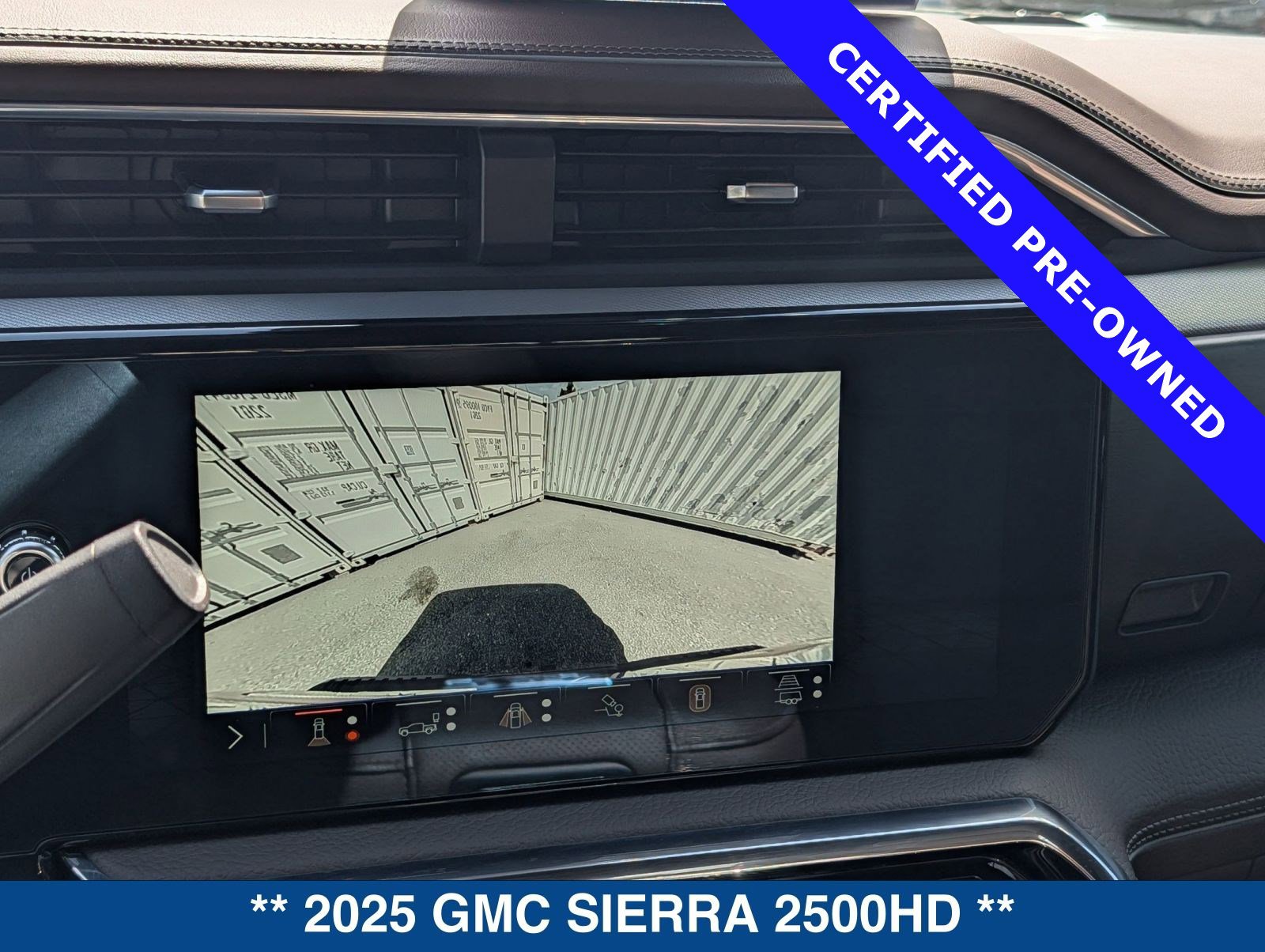 Used 2025 GMC Sierra 2500 Denali w/ Denali Reserve Package AWD/4WD image 30