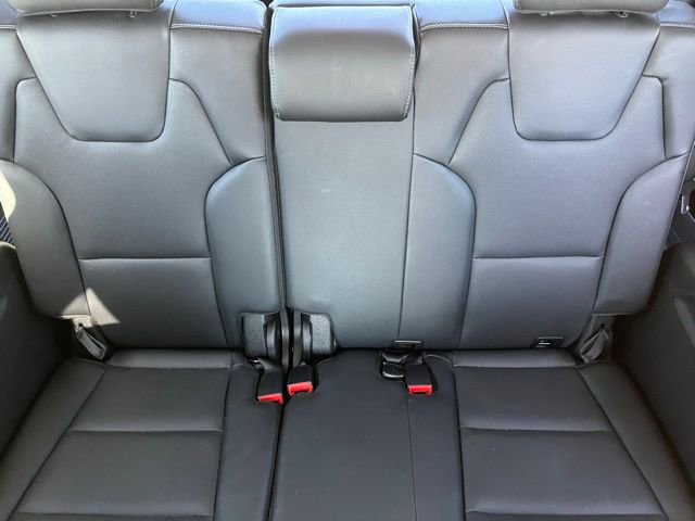 Used 2023 Kia Telluride EX w/ EX Captain's Chair Package image 17