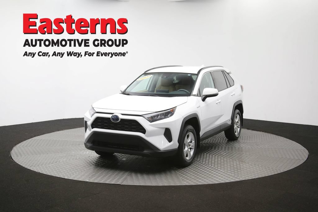 Used 2021 Toyota RAV4 LE w/ Carpet Mat Package (TMS) AWD/4WD image 56