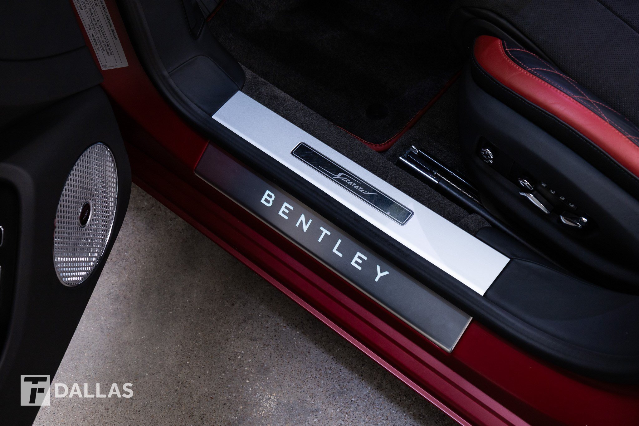 Used 2024 Bentley Flying Spur W12 AWD/4WD image 25