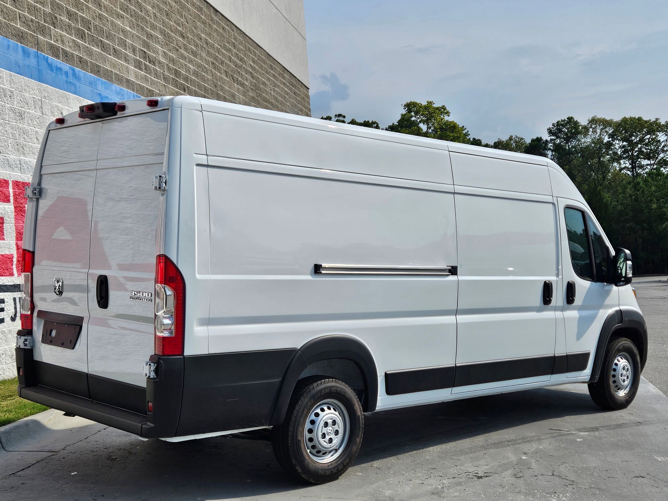 New 2026 RAM ProMaster 3500 w/ Convenience Group image 7
